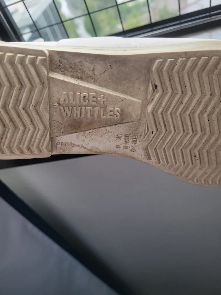 Alice + Whittles Ankle Rain Boots - Size 8 image indicator(3)