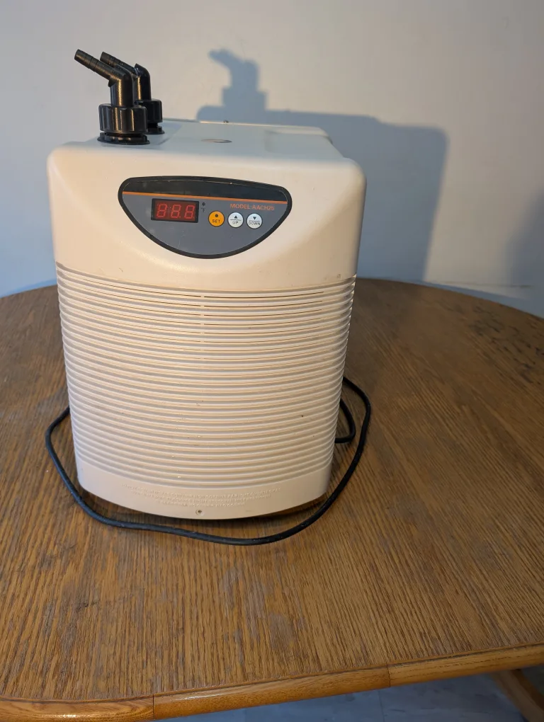 AACH25 Aquarium Water Chiller image indicator(2)
