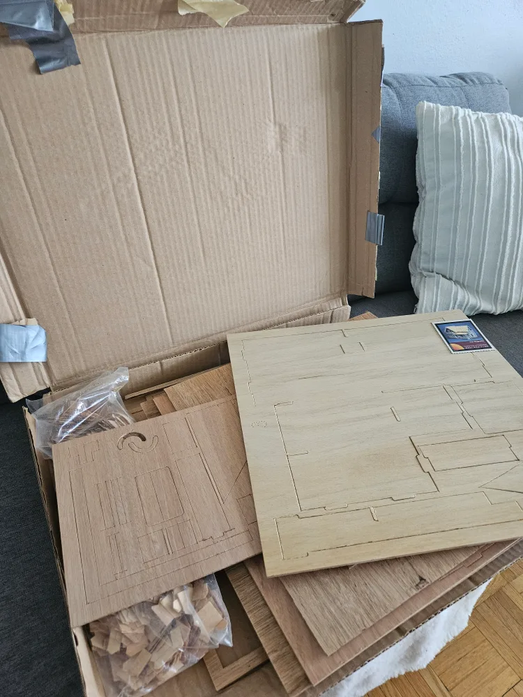 The Fairfield Wooden Dollhouse Kit image indicator(3)