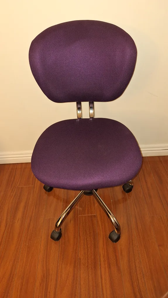 Adjustable Purple Office Chair thumbnail