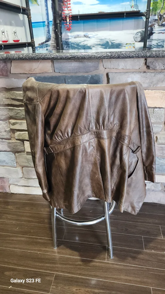 Robert Chernin Leather Jacket Size 44 image indicator(4)