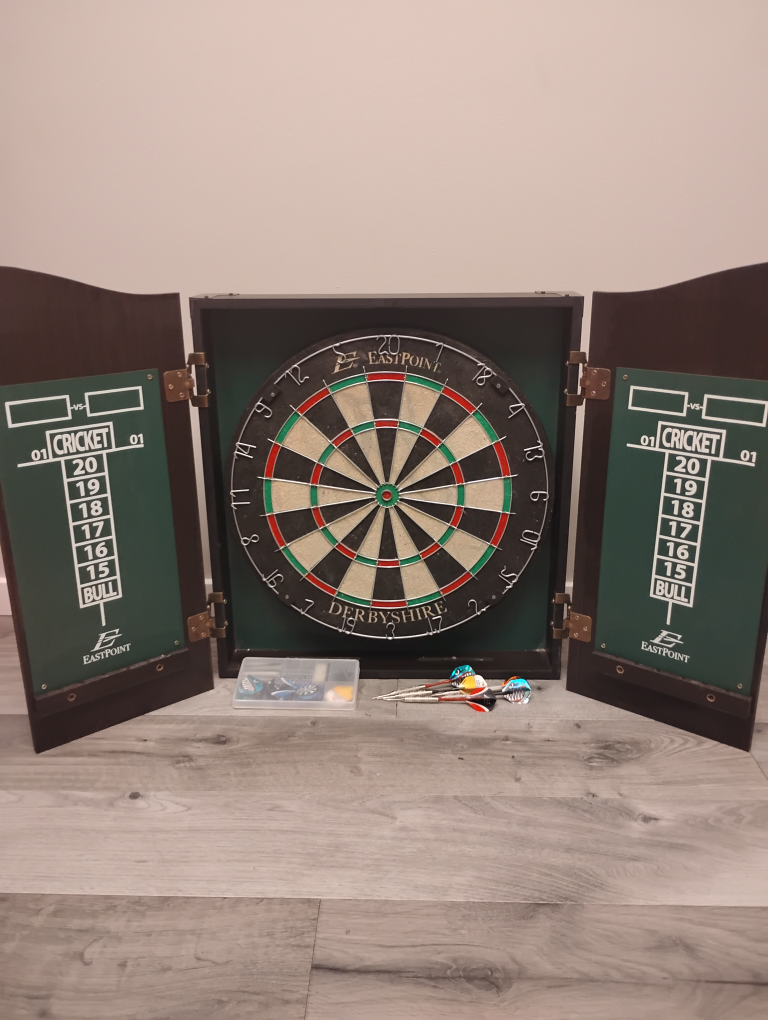 EastPoint Derbyshire Dartboard Cabinet Set