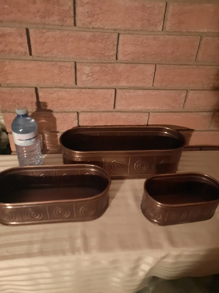 3 Bronze Decorative Planter Boxes image indicator(5)