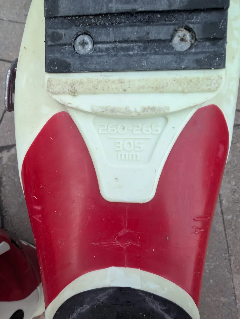 Nordica Ski Boots - Size 26 - 26.5 (mens 8.5/womens 9.5) image indicator(8)