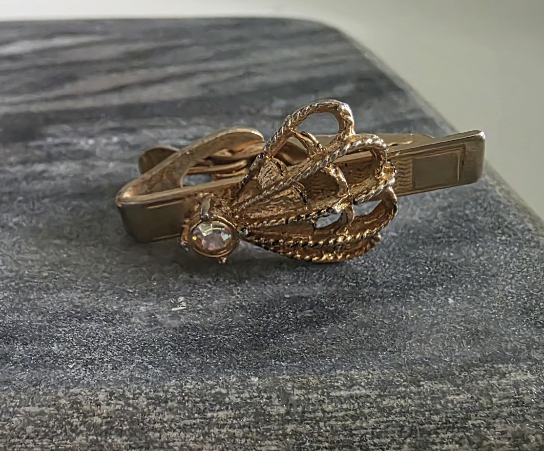 Vintage Gold Tone Crown Tie Clip