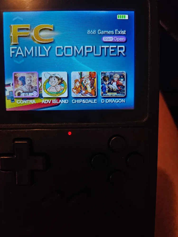 🧡Retro Handheld Game Console - 800+ Games image indicator(5)