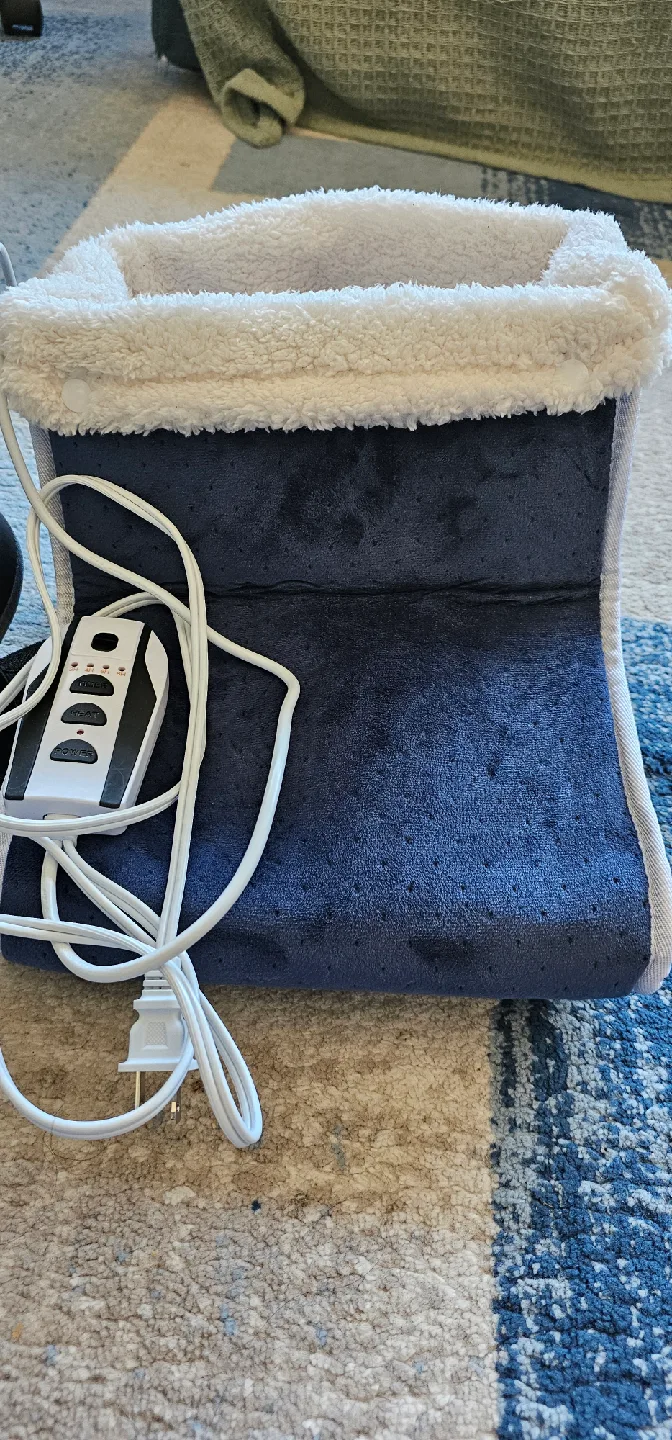 Shiatsu Back/Neck Massager & Foot Warmer image indicator(2)