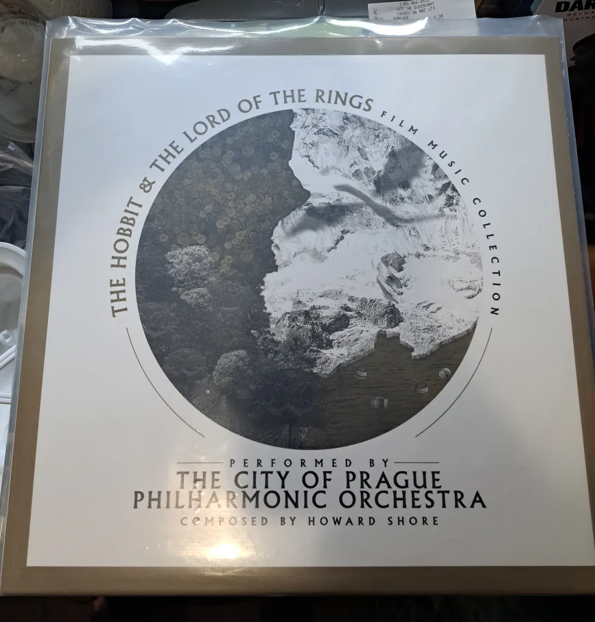 The Hobbit and Lord of the Rings philharmonic Orchestra vinyl thumbnail