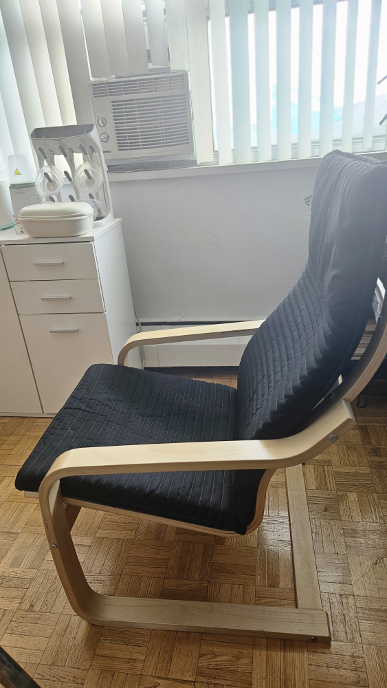 IKEA Poang Chair - Black Cushion - photo 3