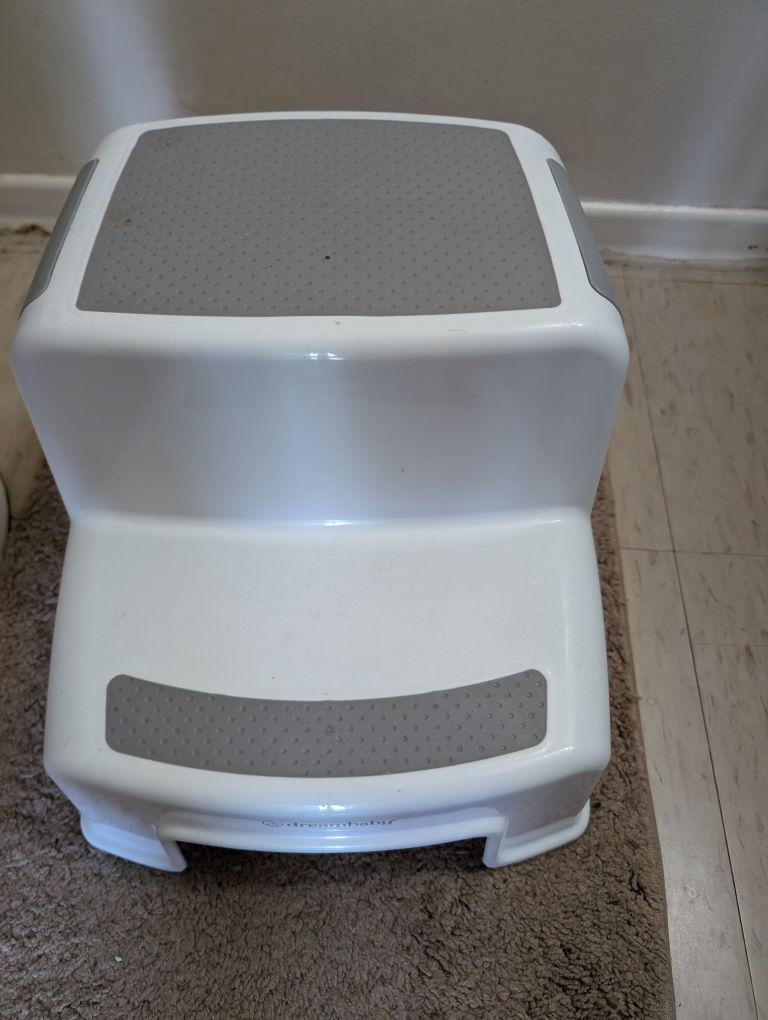 Dream baby Step Stool