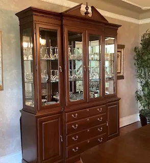 Georgian Style China Cabinet image indicator(2)