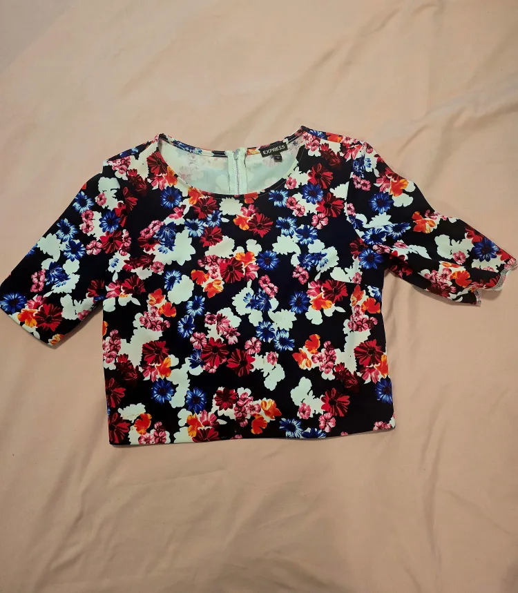 Express Floral Print Top - Size S thumbnail