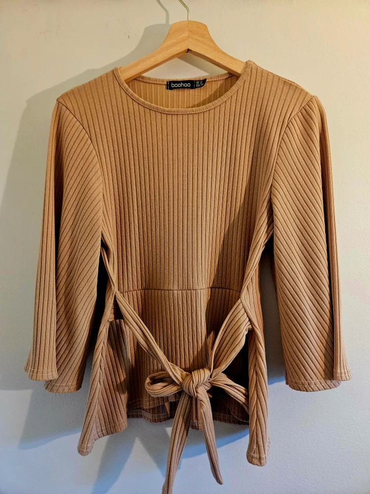 Ribbed Tie Waist Top - Size L thumbnail