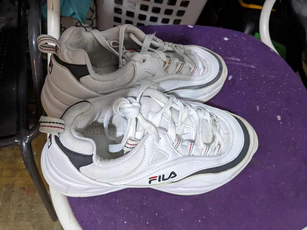 Fila White Sneakers & Vans Shoes & Crocs thumbnail
