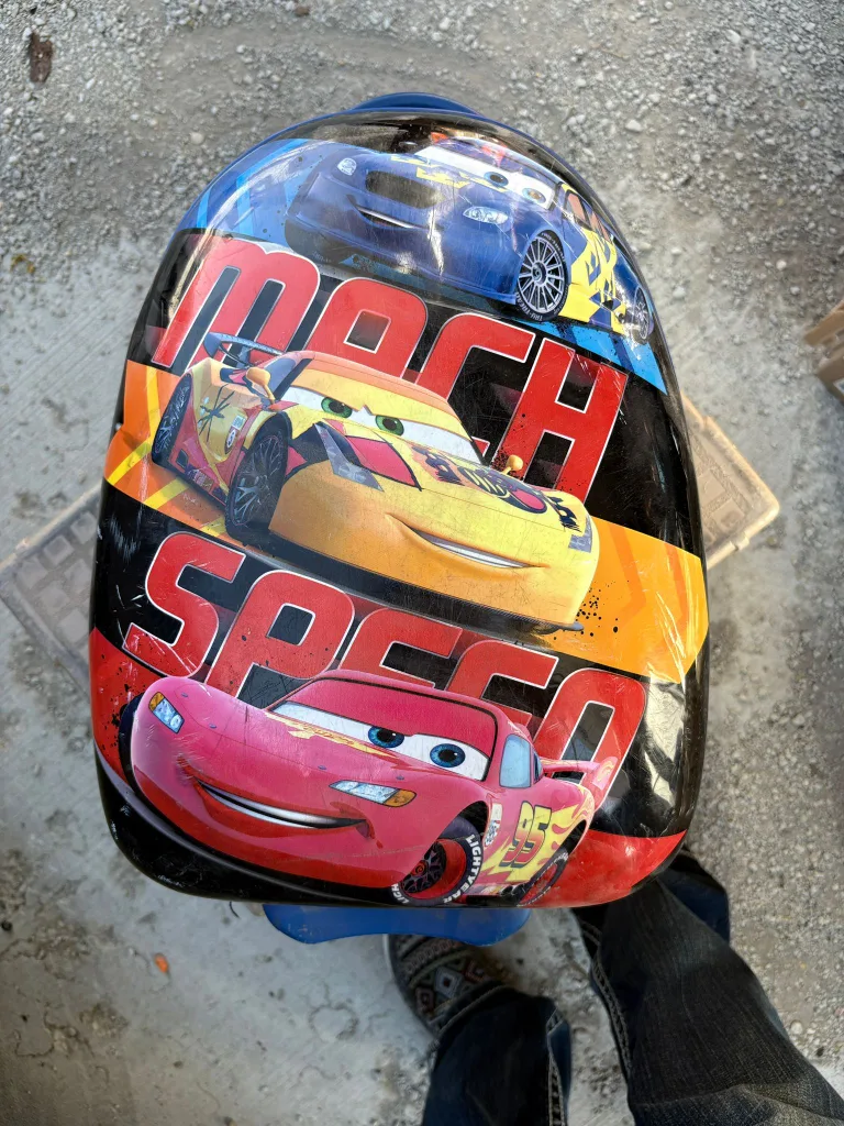 Disney Cars Kids Luggage thumbnail