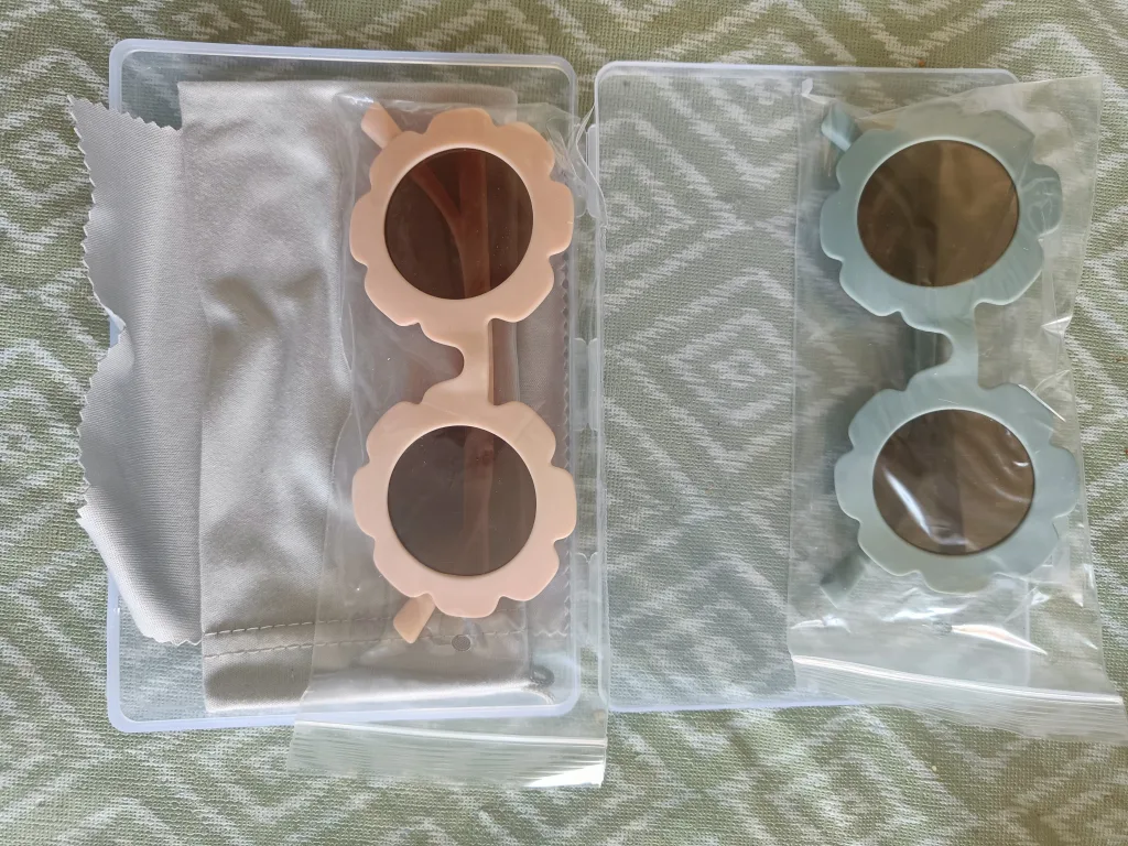 Kids Flower Sunglasses - New thumbnail