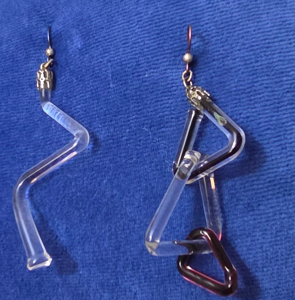 Mismatched Glass Dangle Earrings image indicator(2)