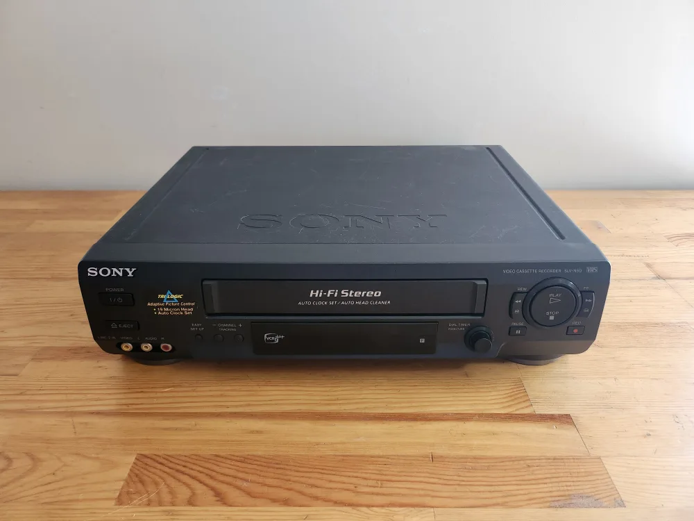 Sony Hi-Fi Stereo VCR *Tested Works* thumbnail