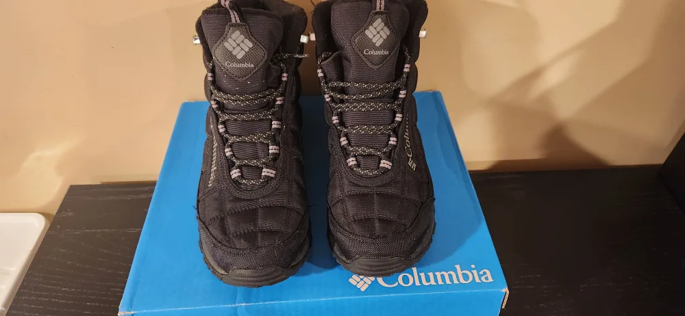Columbia Winter Waterproof Boots - Men's Size 7 image indicator(4)