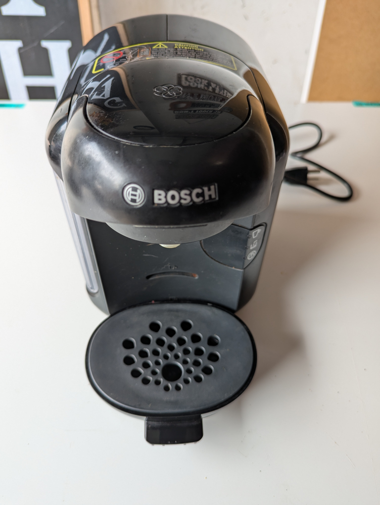 Bosch Tassimo Coffee Machine - photo 3