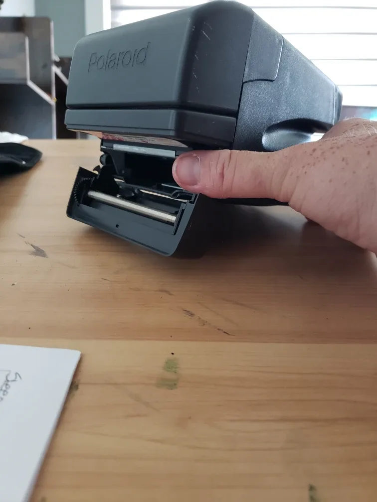 Polaroid 600 Instant Camera