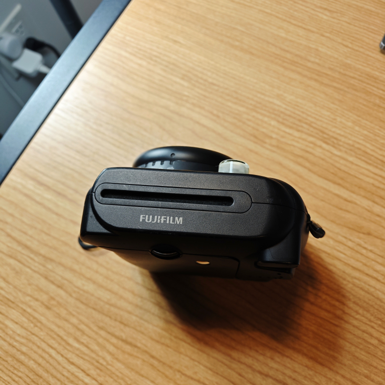 Fujifilm Instax Mini 8 Camera - Black - photo 2