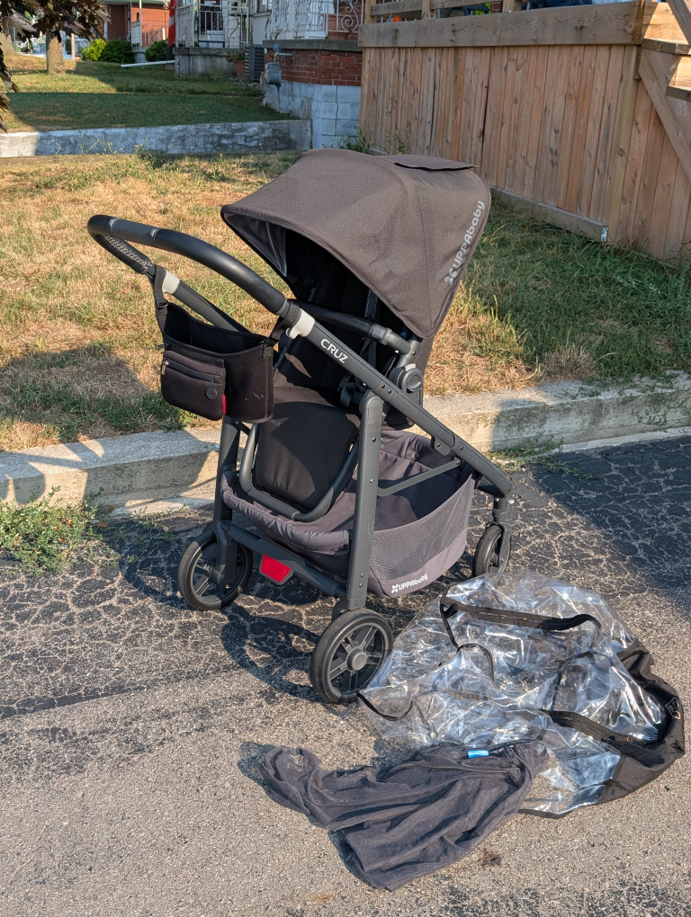 UPPAbaby Cruz Stroller - Black - photo 4