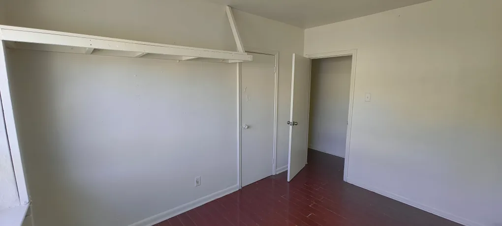 Shared Room available image indicator(6)