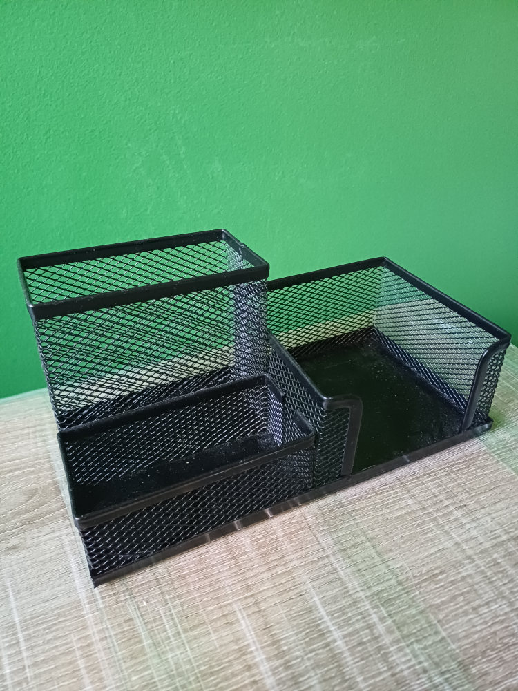 Black Metal Mesh Desk Organizer