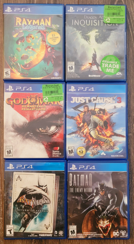 PS4 PRO Console + Games Bundle - photo 4