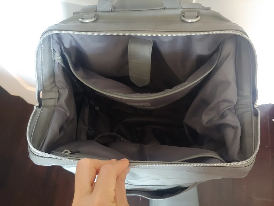 BÉIS Backpack Diaper Bag - Grey image indicator(8)