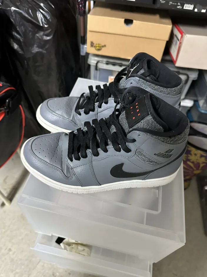 Air Jordan 1 Rare Air High Top Sneakers image indicator(2)