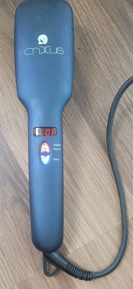 CNXUS Hair Straightening Brush, last dt.Aug.19