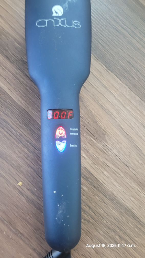 CNXUS Hair Straightening Brush, last dt.Aug.19 - photo 4