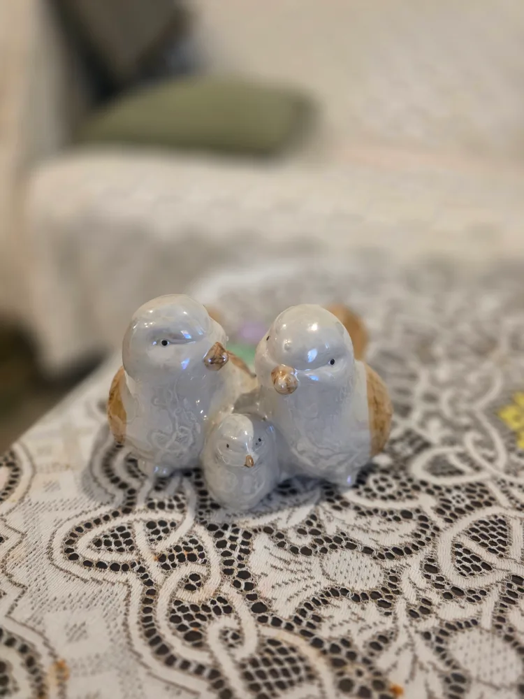 Ceramic Bird Figurines thumbnail