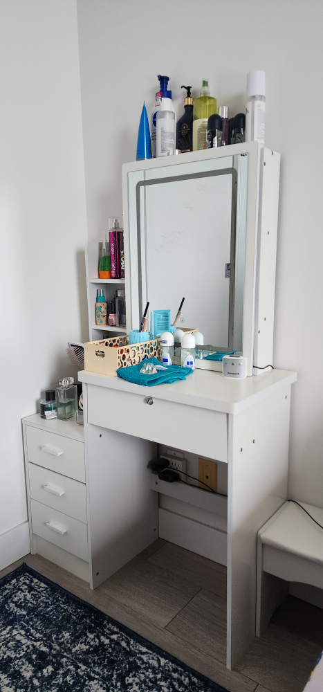 White Vanity Table with Drawers & Light