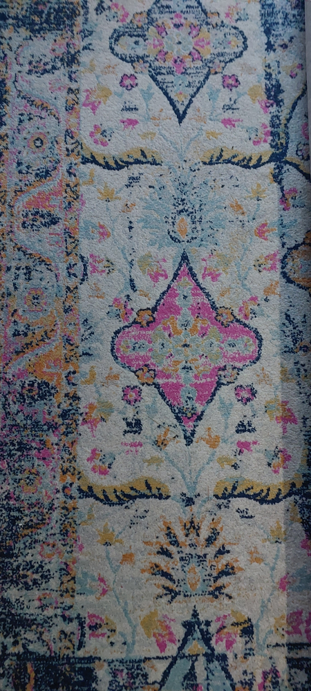 Free Patterned Area Rug