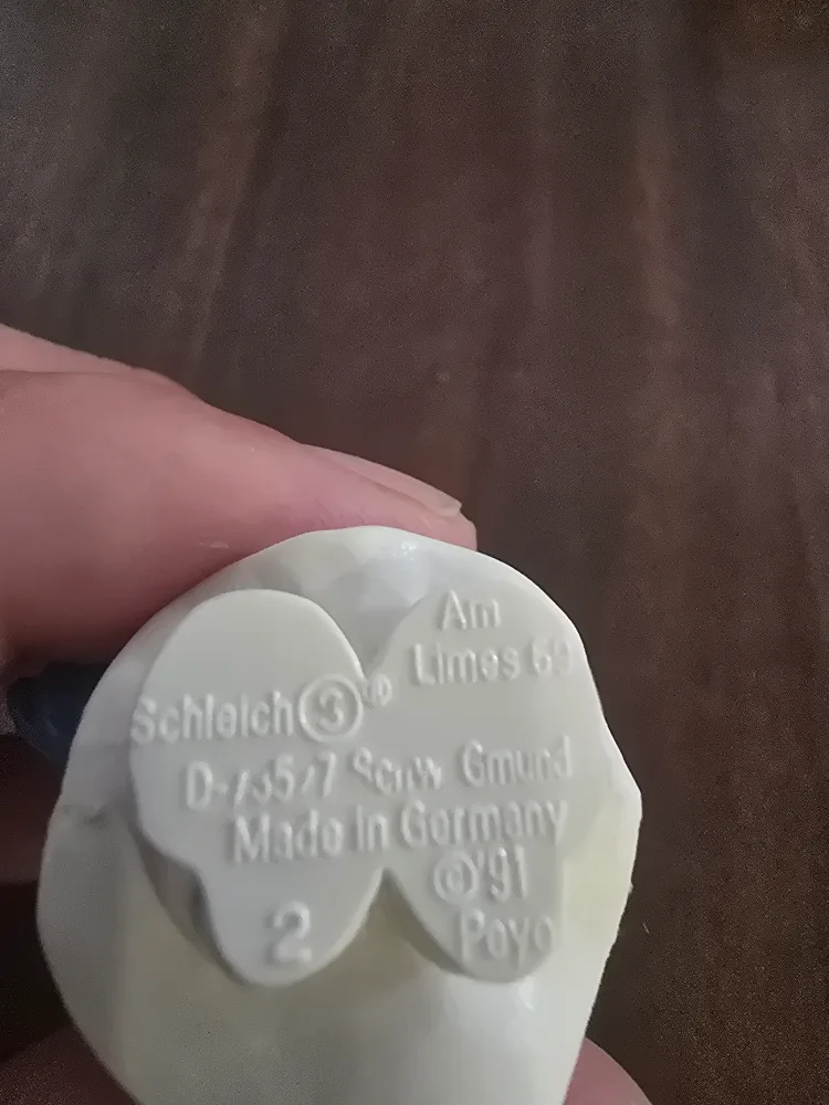 Smurfette Bride Figurine image indicator(4)