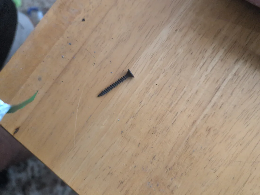 Screw thumbnail