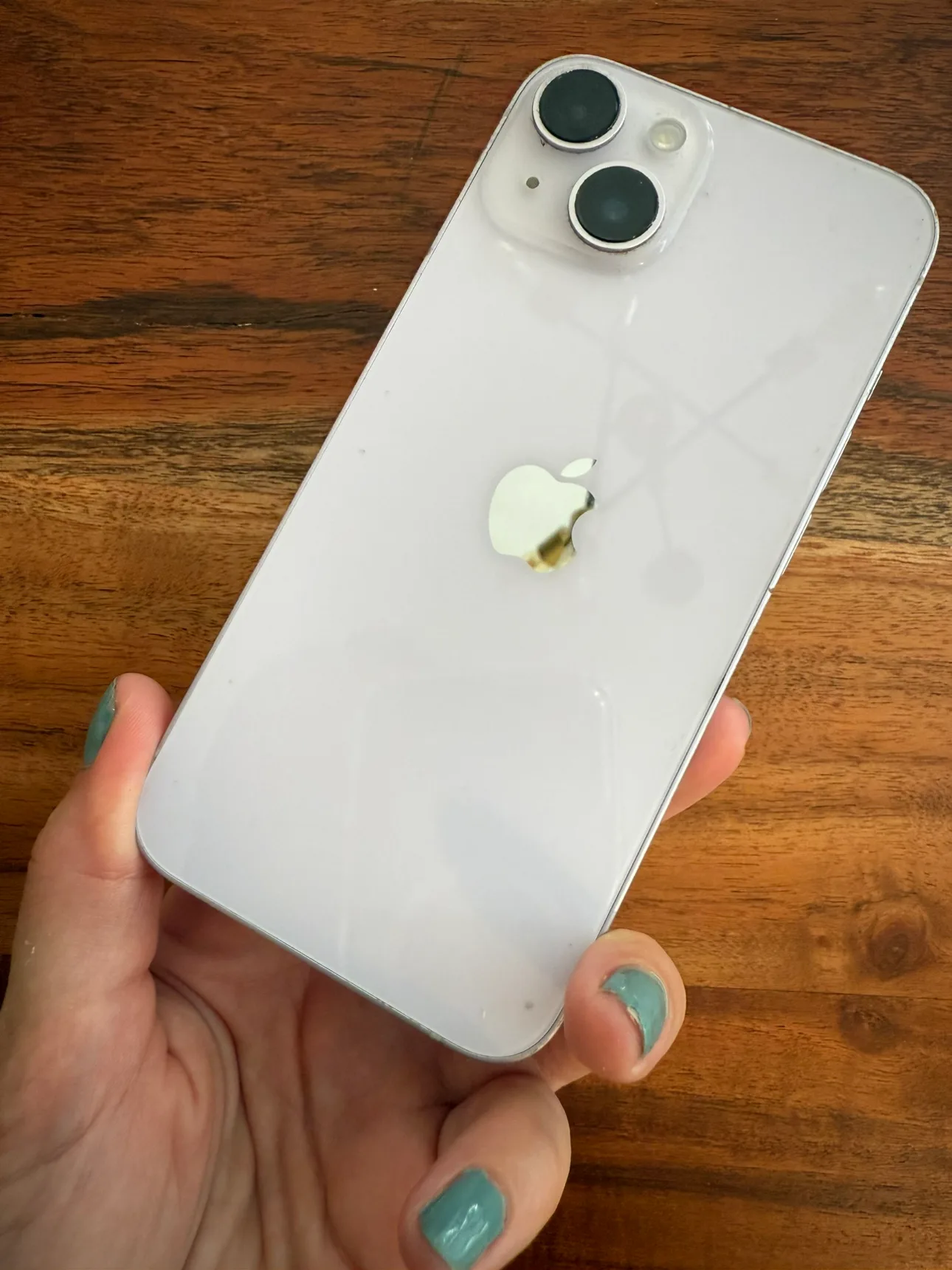 Apple iPhone 14 128GB Starlight image indicator(3)