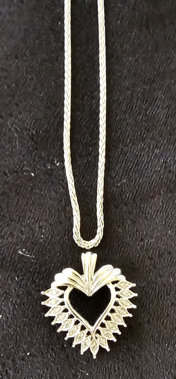 10KT Italy Heart Pendant Necklace - photo 4