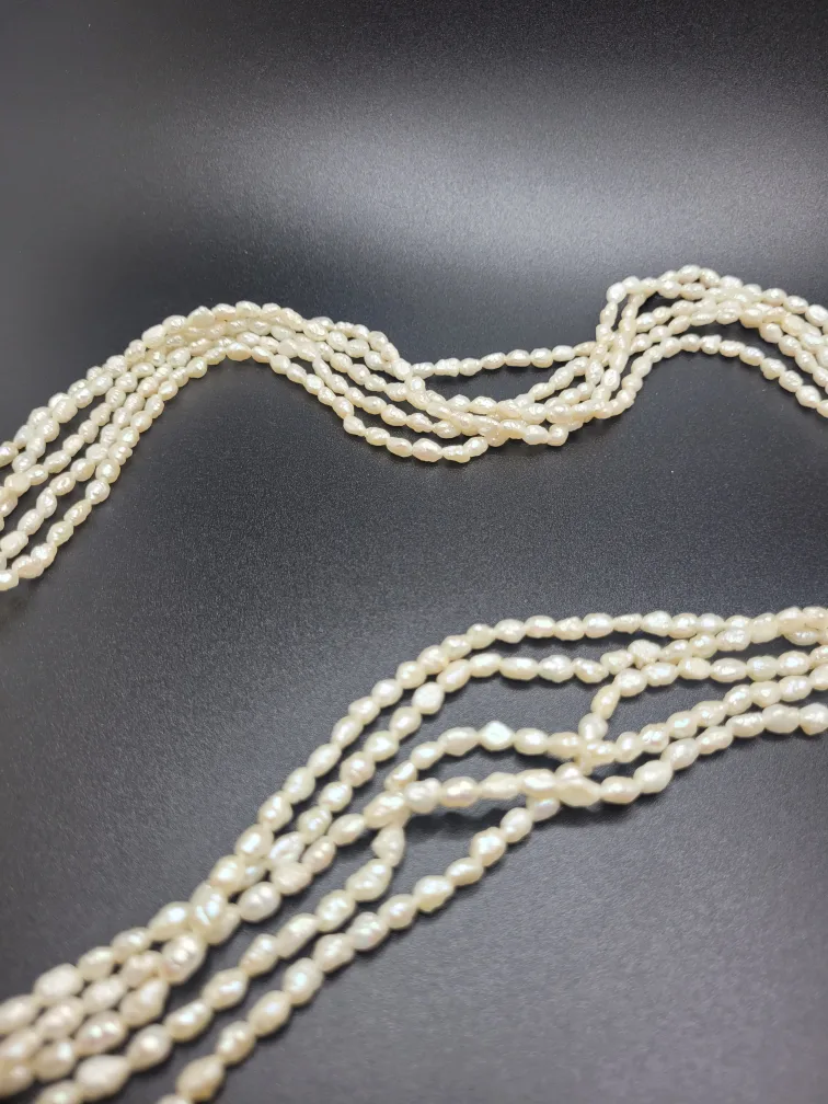 Genuine Rice Pearl Earring and Necklace Set image indicator(4)