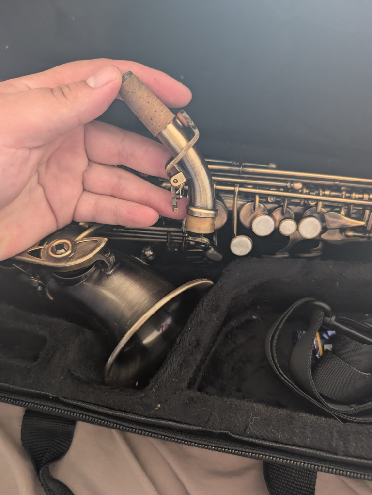 Soprano Saxophone with Case - photo 2