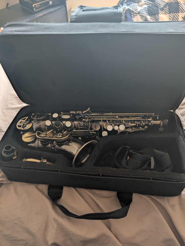 Soprano Saxophone with Case - photo 5