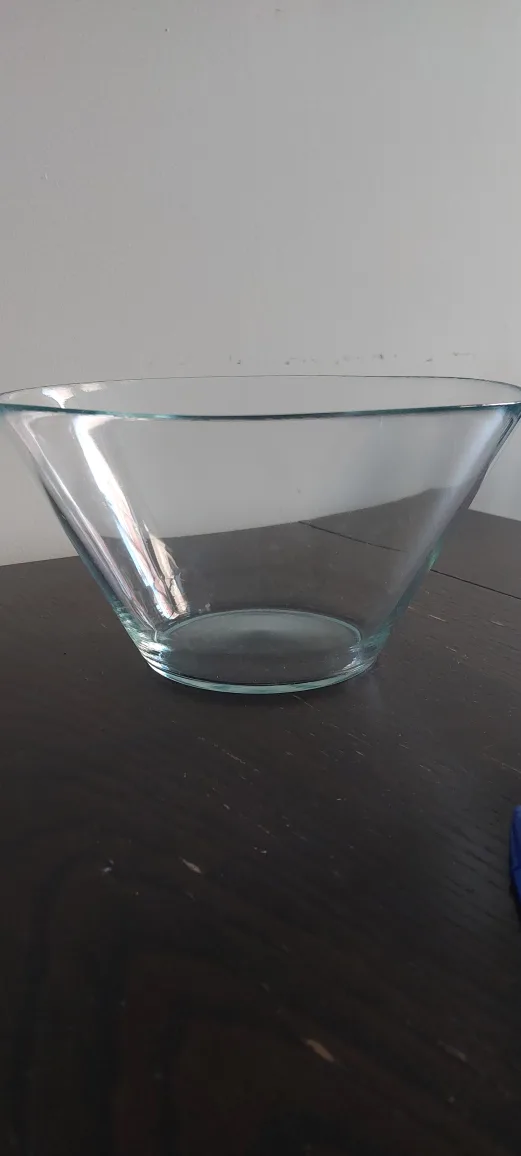 Clear Glass Serving Bowl thumbnail