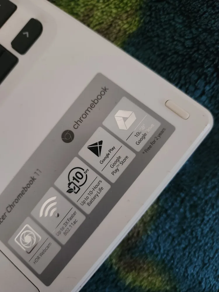Acer laptop Chromebook 💻 $160 w/charger. thumbnail
