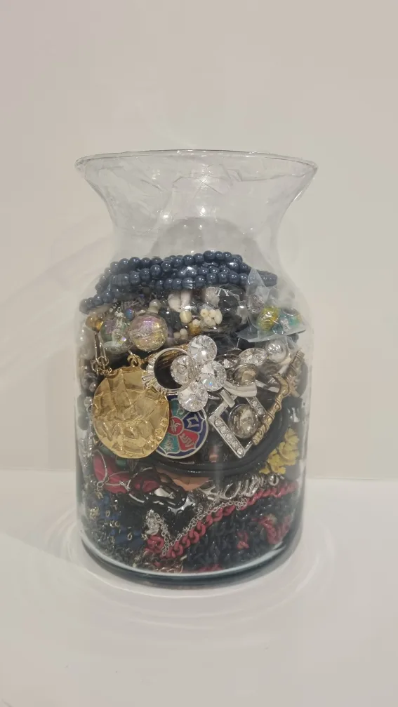 Bulk Lot of Assorted Jewellery image indicator(10)