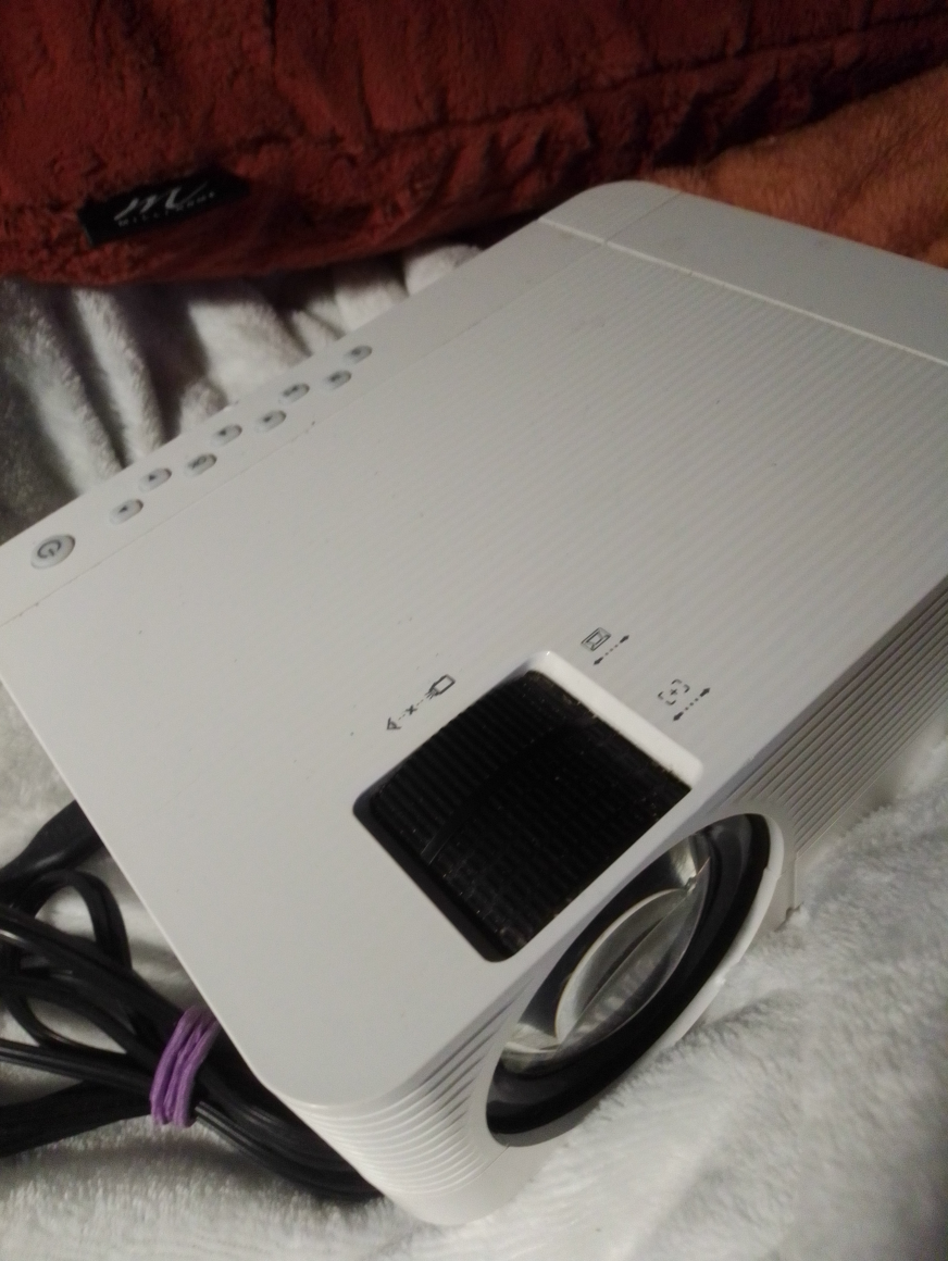 Vankyo Projector - photo 3