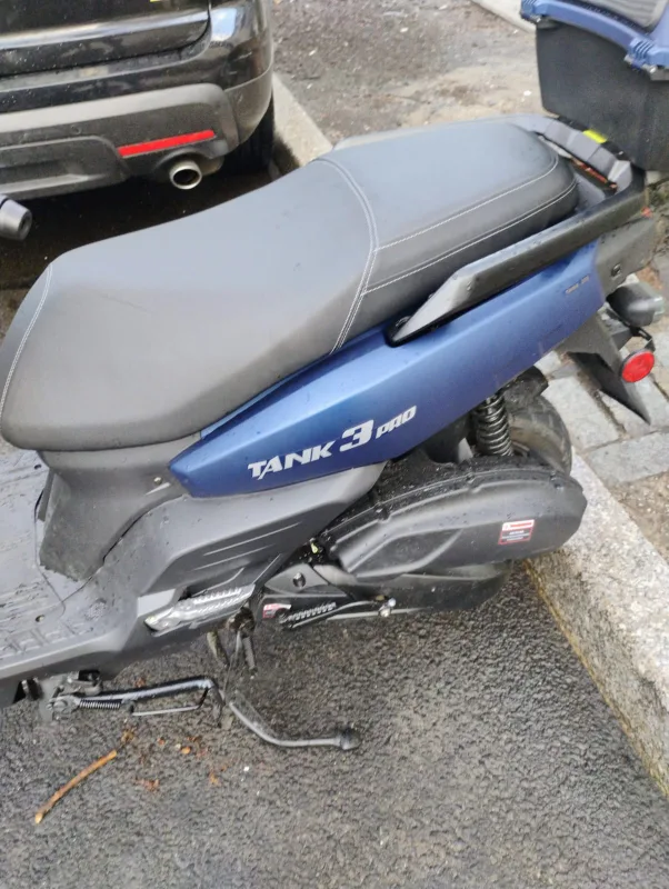 Tank 3 Pro 200cc Scooter willing to negotiate image indicator(2)