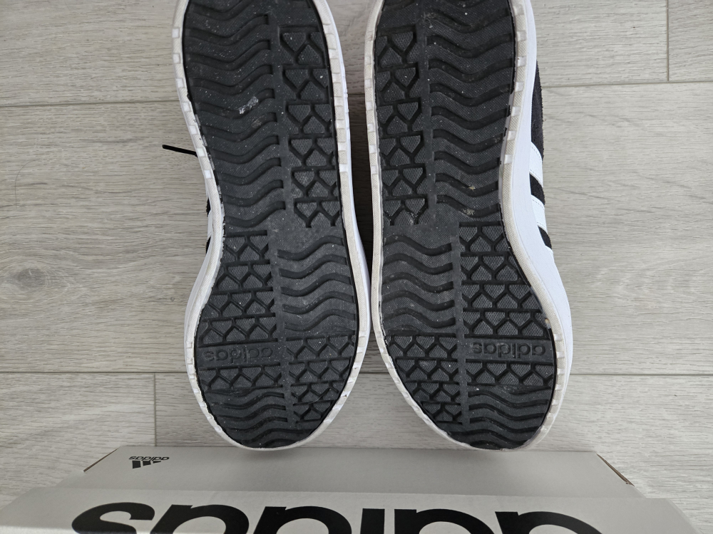 Great for back to school Adidas Court Platform Black/White